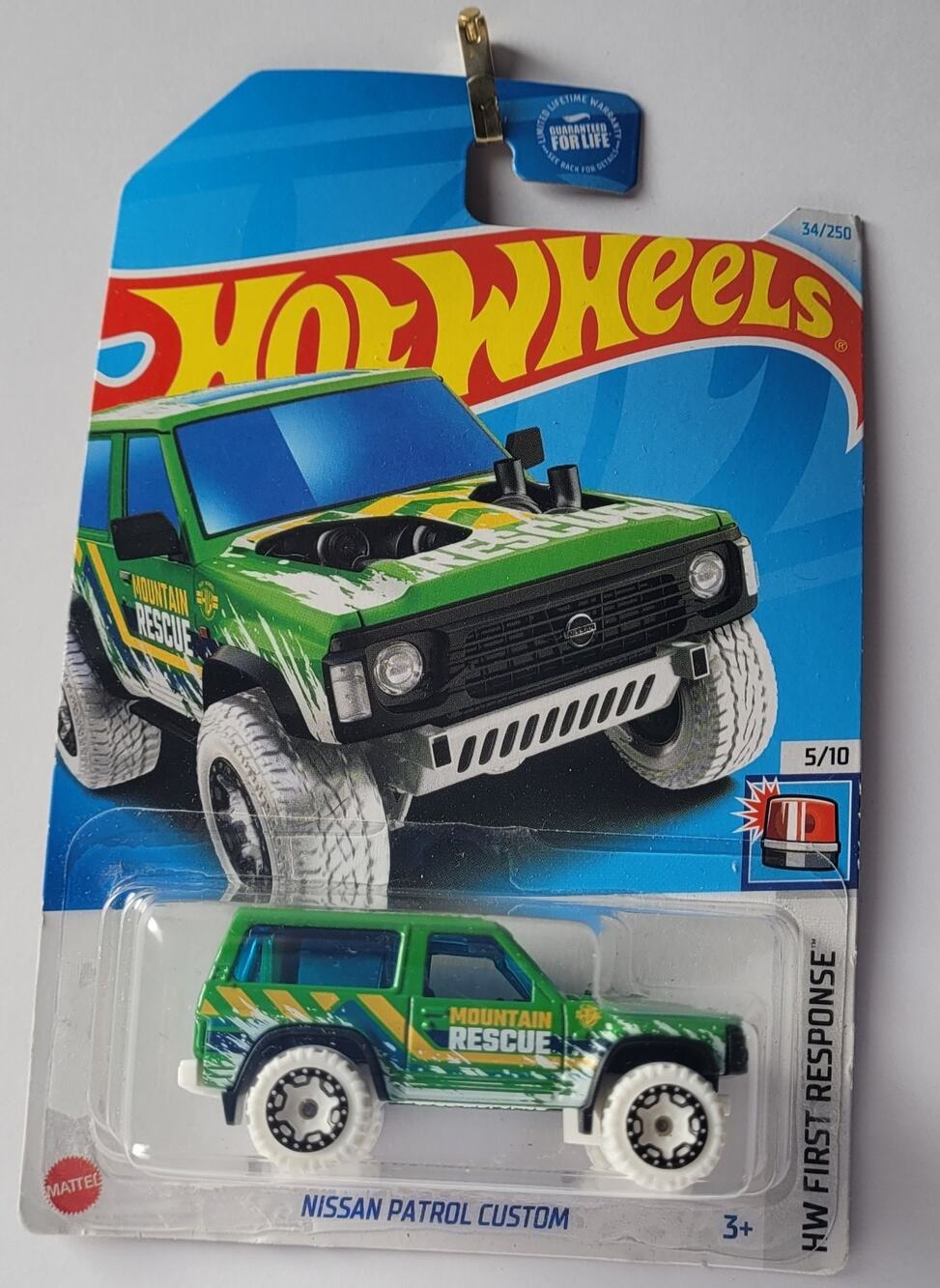 Hot Wheel 2024 HW First Response Series Nissan Patrol Custom